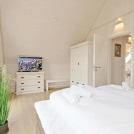 Amazing In Ostseeresort With Sauna Hébergement de vacances *